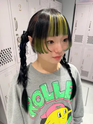 カラー ヘアアレンジ 艶 ケアブリーチ 🎀🩵RISAのヘアスタイル