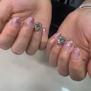 ネイル mofie🤍ユミ/ 恵比寿/パラジェルのネイルデザイン