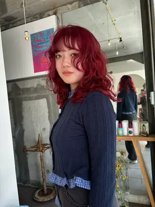 セミロング mirai/ブリーチ ダブルカラーのヘアスタイル