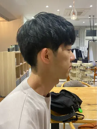 メンズ fumi🪞血色感 アップ艶カラーのヘアスタイル