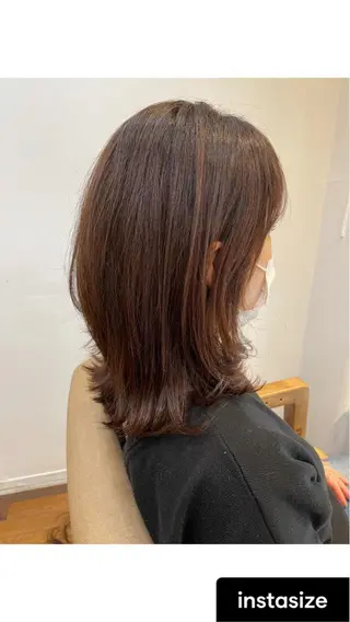 ミディアム カラー あずまぐち めぐみのヘアスタイル