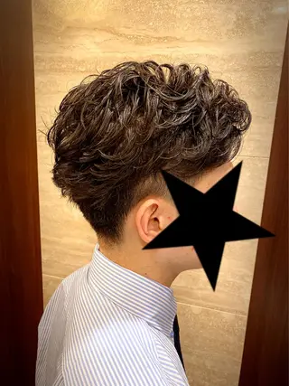 ショート パーマ メンズ 山田 哲平のヘアスタイル