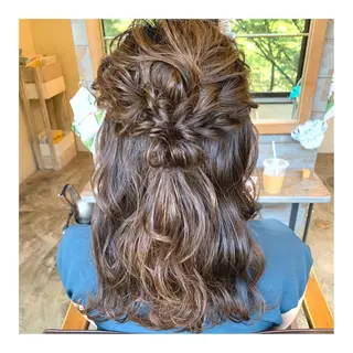 ロング ヘアアレンジ merci.所属・🌻あいり merci.🌻のヘアスタイル