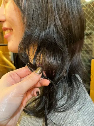 セミロング ducca所属・ナガト カオリのヘアスタイル