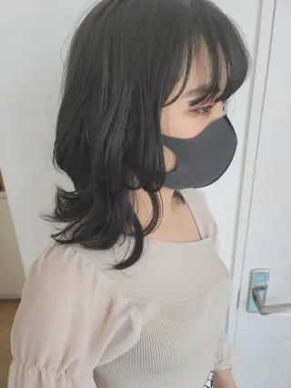 ミディアム カラー 鈴木 翠のヘアスタイル