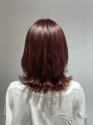 ミディアム 小谷野 真優のヘアスタイル