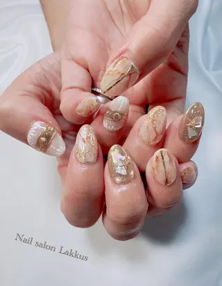 ネイル Lakkus T－CHIのネイルデザイン