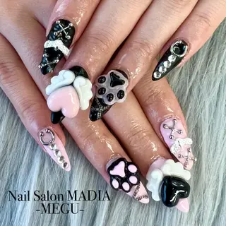 ネイル MADIA藤沢所属・MADIA MEGUのネイルデザイン