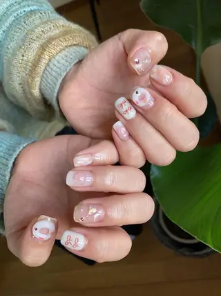 ネイル 𝐴𝑁𝑈𝐸 深爪育成専門サロンのネイルデザイン