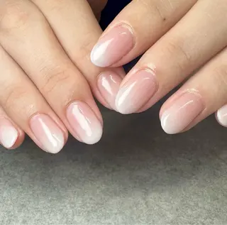 ネイル 三輪 彩美春のネイルデザイン