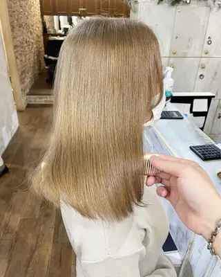 ミディアム カラー 遠藤 拓馬のヘアスタイル