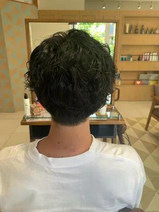 ショート カラー パーマ ヘアアレンジ メンズ メンズパーマの巨匠 鈴木純のヘアスタイル