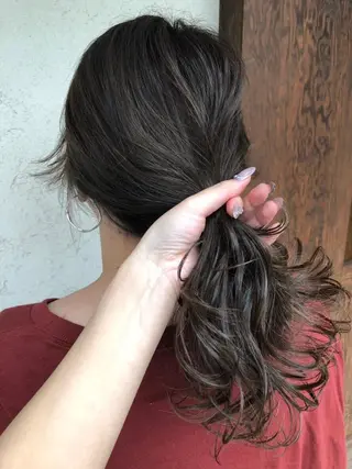 カラー シールエクステ/ ハイトーンカラーのヘアスタイル