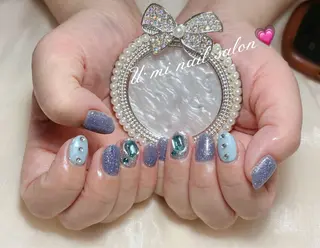 ネイル U·Mi nail salon所属・U·MI 長さ出し専門店のネイルデザイン