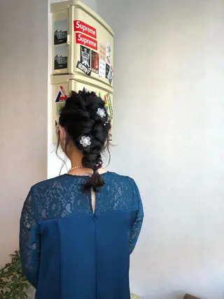 セミロング the OSCAR所属・韓国ヘアスタイリスト Harukaのヘアスタイル