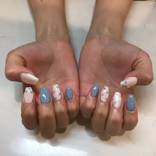 ネイル Raviy  新宿店所属・わたなべ あやかのネイルデザイン