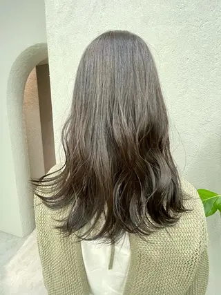 ロング カラー 💍透明感💍 上岡夕理香のヘアスタイル