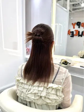 セミロング R/🎀 ヘアセット・艶カラーのヘアスタイル