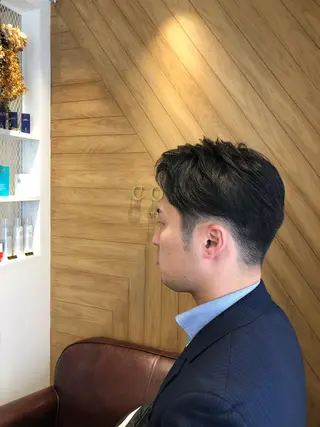 ショート メンズ 鈴村 大介のヘアスタイル