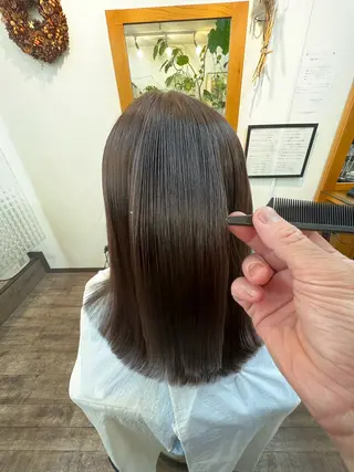セミロング パーマ ajuga所属・hama yukiのヘアスタイル