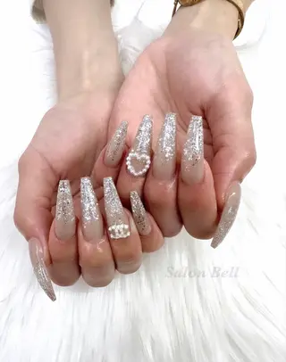 ネイル Bell 富田林店 SAYAKAのネイルデザイン