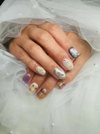 ネイル Moana所属・宮崎 美涼のネイルデザイン