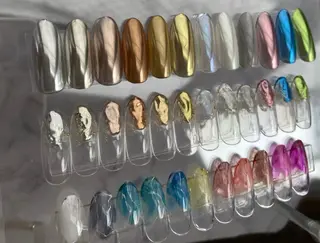 ネイル eye and nail ビジュゥ　石橋阪大前店所属・bijou石橋店 Mayukoのネイルデザイン