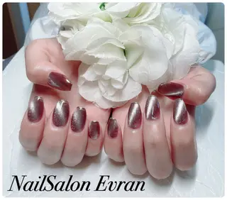 ネイル Nail salon Evranのネイルデザイン