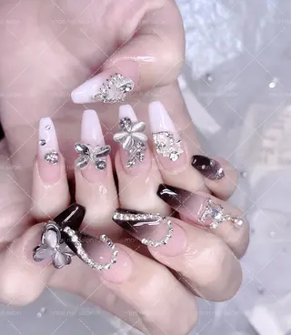 ネイル 森 ネイルサロンのネイルデザイン