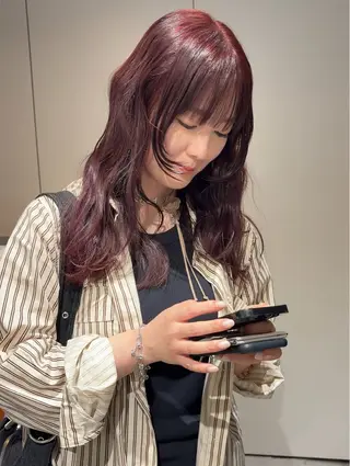 セミロング カラー 原 菜帆のヘアスタイル