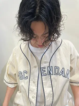 メンズ パーマ カラー CEINE+ officialのヘアスタイル