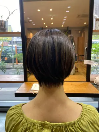 ショート 暗髪/艶髪/Ono .のヘアスタイル