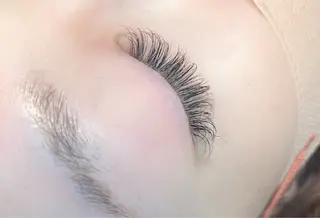 マツエク・マツパ mille automneのマツエク・マツパデザイン