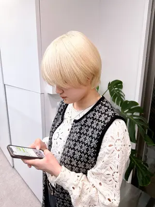 ショート カラー Cinq所属・ハイライト🌟/ ボブ/豊田のヘアスタイル