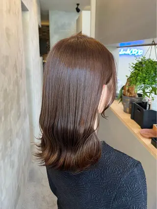 セミロング カラー Salon de  COCO所属・Yuka /ツヤカラー✨のヘアスタイル