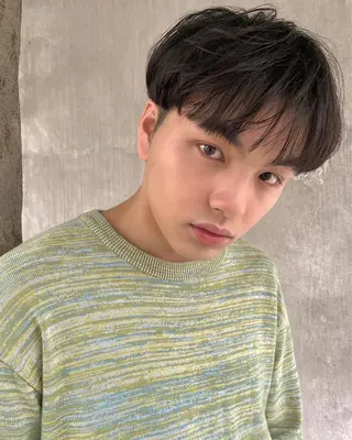 メンズ パーマ、髪質改善 カズマのヘアスタイル