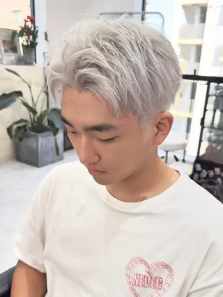 カラー メンズ 💛ムラ修正ブリーチ 💛YUUのヘアスタイル