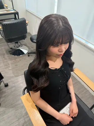 ロング カラー 上田 紗也のヘアスタイル