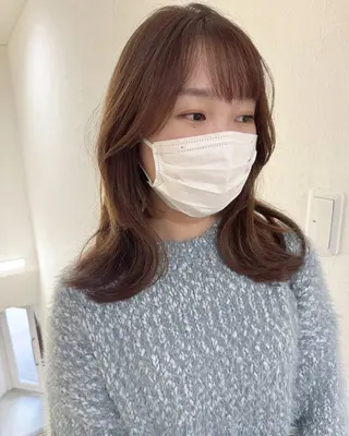 セミロング SOAR所属・【髪質改善・コテ巻き パーマ】　長浜千紘のヘアスタイル