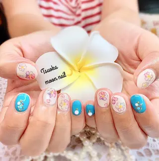 ネイル 🌙都岡 ムーンネイルのネイルデザイン