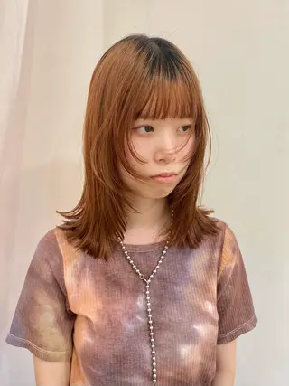 セミロング レイヤーカット/栄/ 顔周り/キトウモエノのヘアスタイル