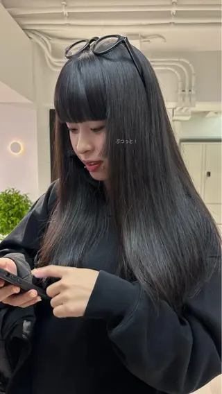 ロング miyu / 透明感カラーのヘアスタイル
