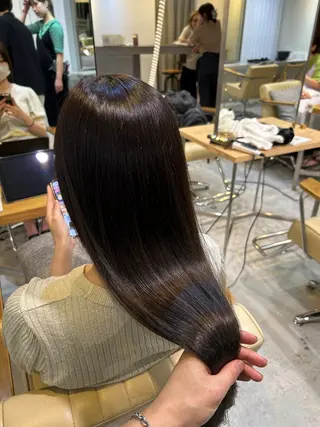 セミロング FILMS柏店所属・宮本 悠利のヘアスタイル