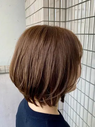 カラー 八馬 那由多のヘアスタイル