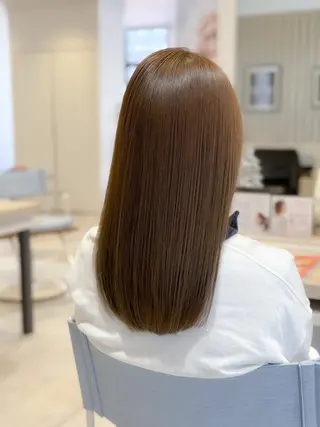 ロング カラー 顔周りレイヤーカット 透明感カラー達冨のヘアスタイル