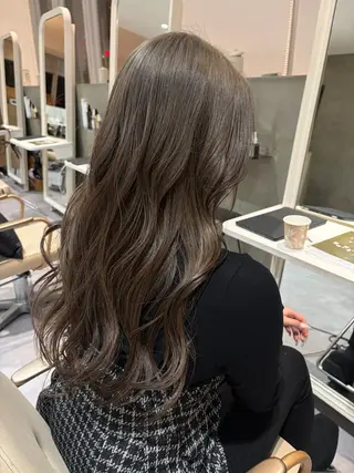 ロング ブリーチカラー∕ デザインカラー/ねねのヘアスタイル