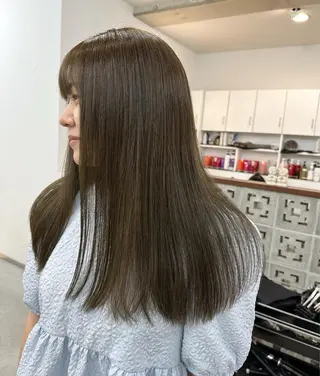 ロング カラー カイリ /レイヤーカットのヘアスタイル