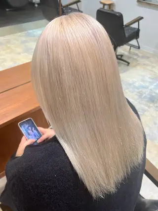 ロング カラー collet矢島 /ブリーチカラーのヘアスタイル