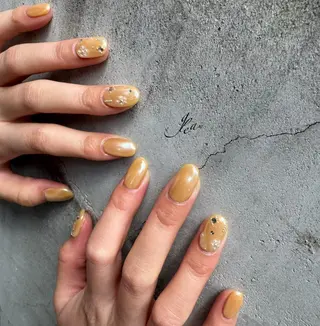 ネイル gleam所属・gleam✴︎ sayakaのネイルデザイン