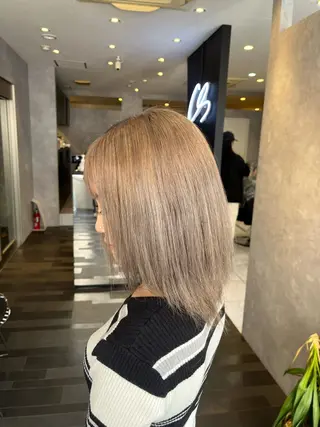 カラー トメちゃん 💜🇭🇰のヘアスタイル